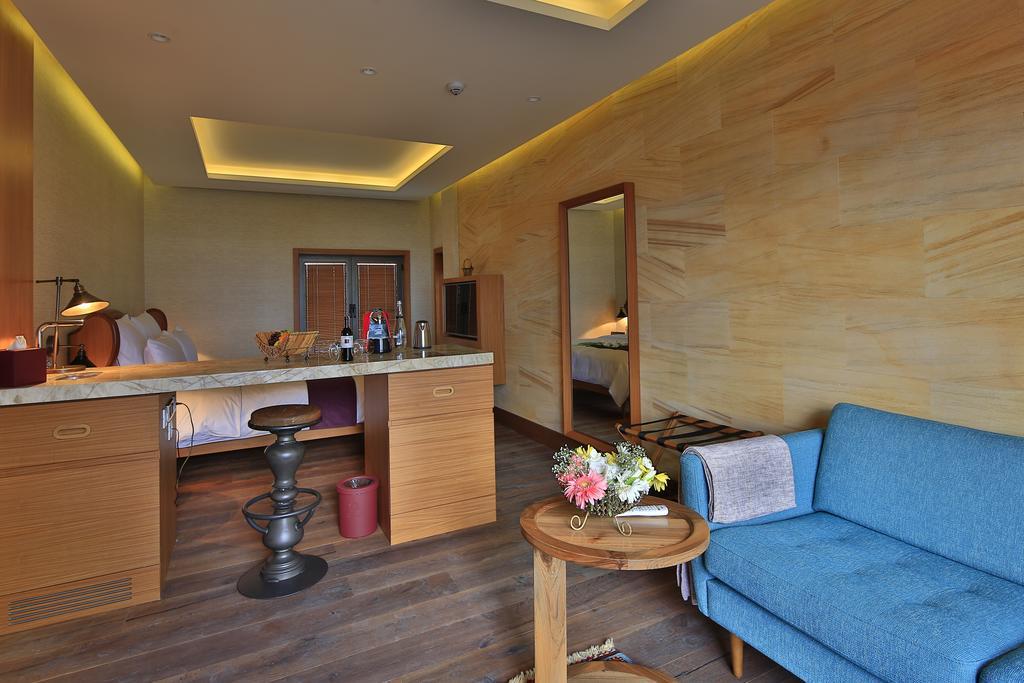 อาเรียนา ซัสเทนนาเบิล ลักชัวรี ลอดจ์ - สเปเชียล แคตากอรี Hotel อุตชิซาร์ ภายนอก รูปภาพ