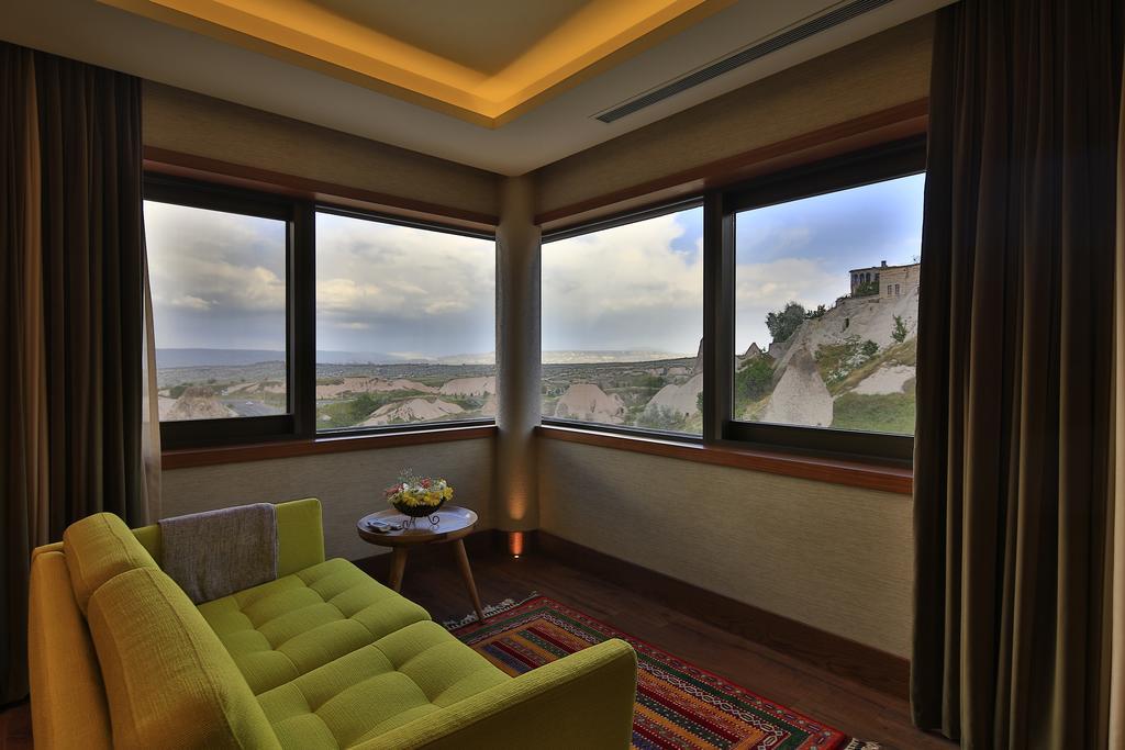 อาเรียนา ซัสเทนนาเบิล ลักชัวรี ลอดจ์ - สเปเชียล แคตากอรี Hotel อุตชิซาร์ ภายนอก รูปภาพ