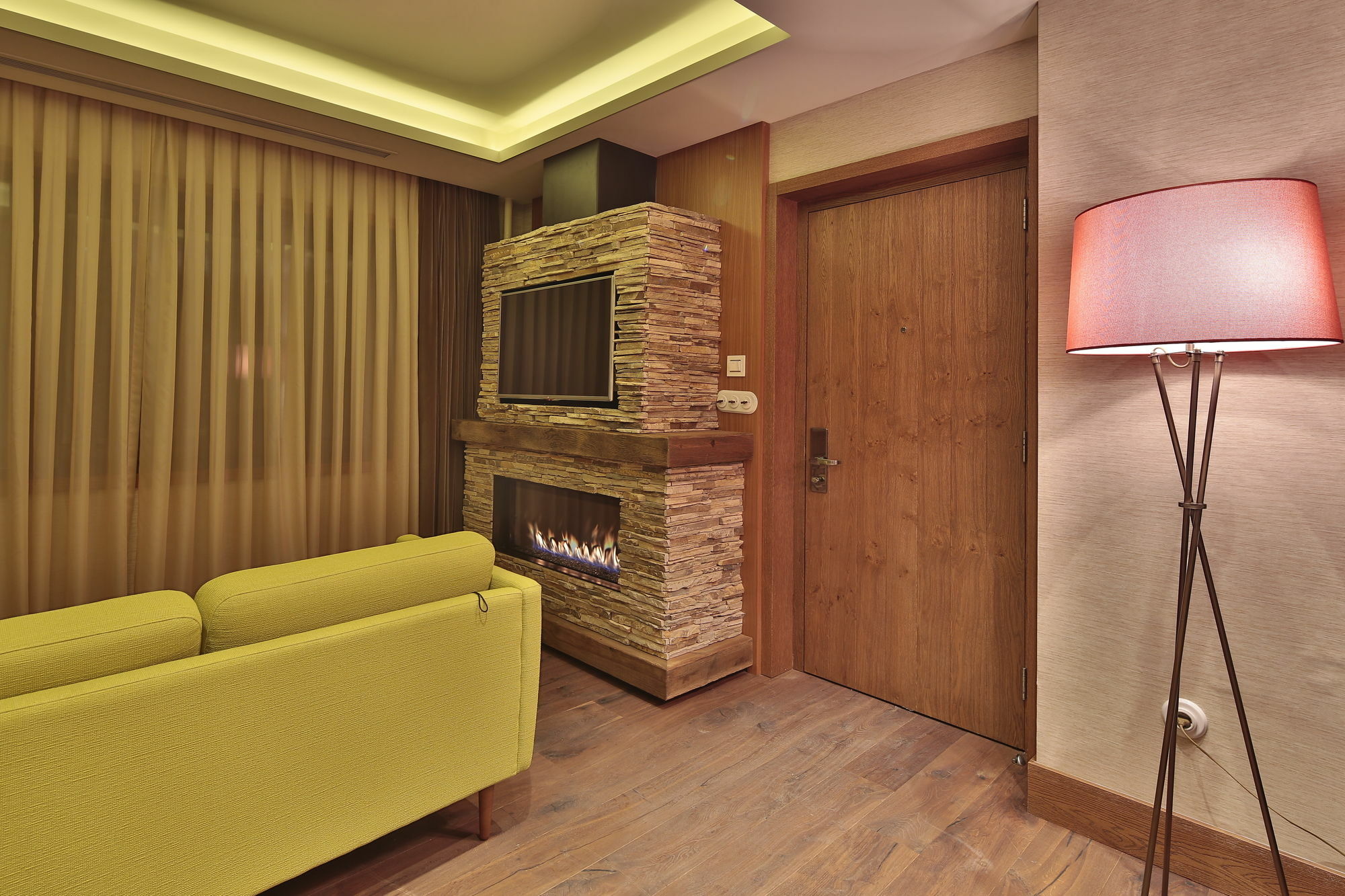 อาเรียนา ซัสเทนนาเบิล ลักชัวรี ลอดจ์ - สเปเชียล แคตากอรี Hotel อุตชิซาร์ ภายนอก รูปภาพ